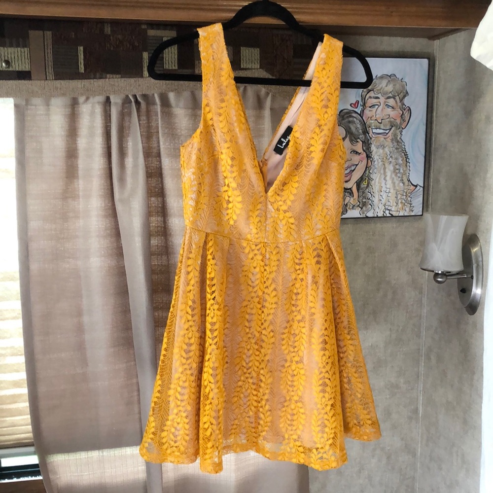 Yellow Lace Sleeveless Dress
